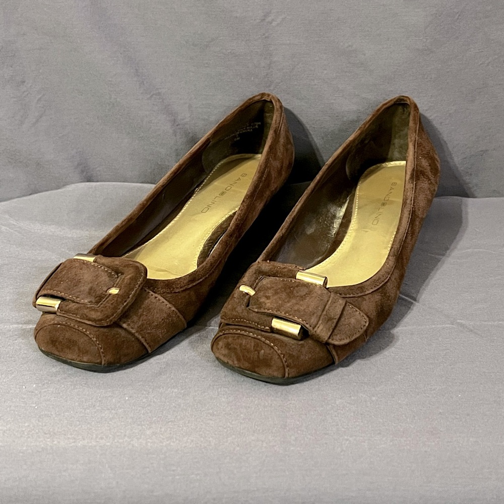 sz 6 Bandolino brown suede wedge